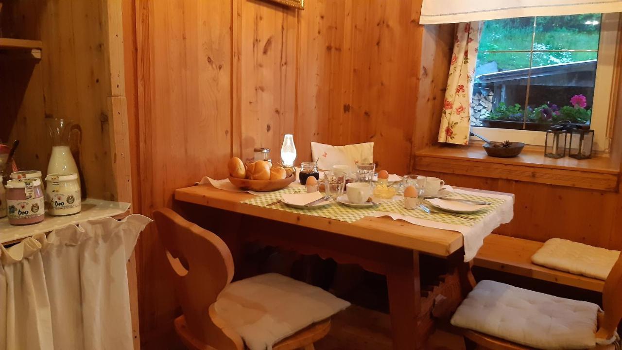 Bed & Breakfast Dolomiti Bey Haus Pinter Assling Dış mekan fotoğraf
